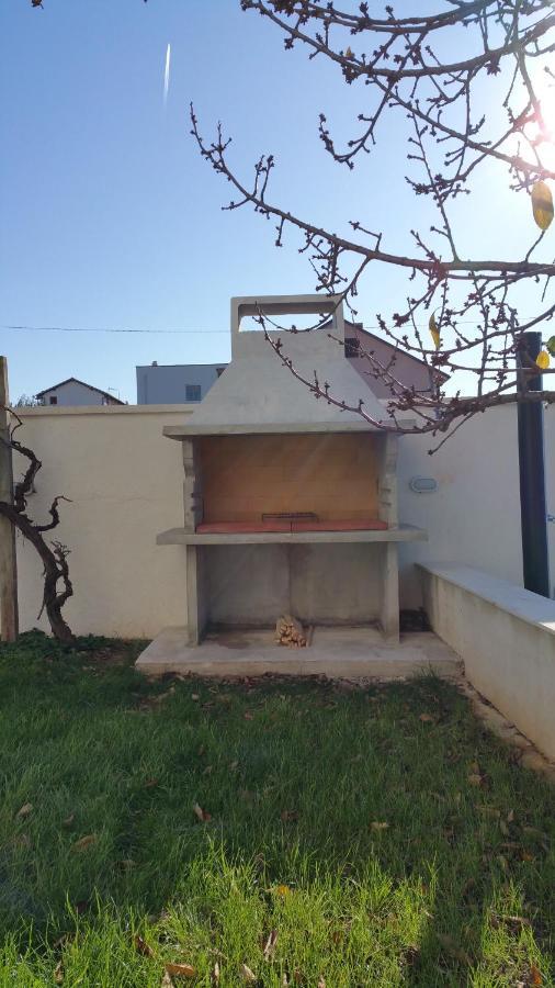 Hacienda Mia With Pool,Bbq,Free Parking Zadar Exterior foto